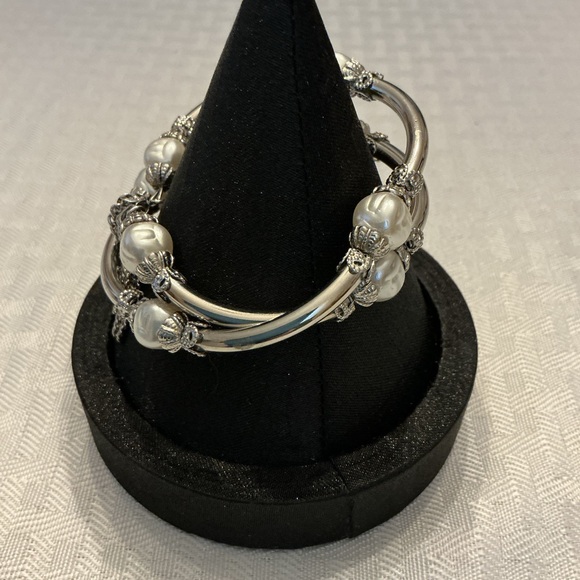 White Faux Pearl Silver Tone Coil Bracelet - Picture 2 of 4